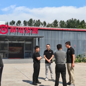 市大数据局局长李家亮一行莅临科电仪器调研指导